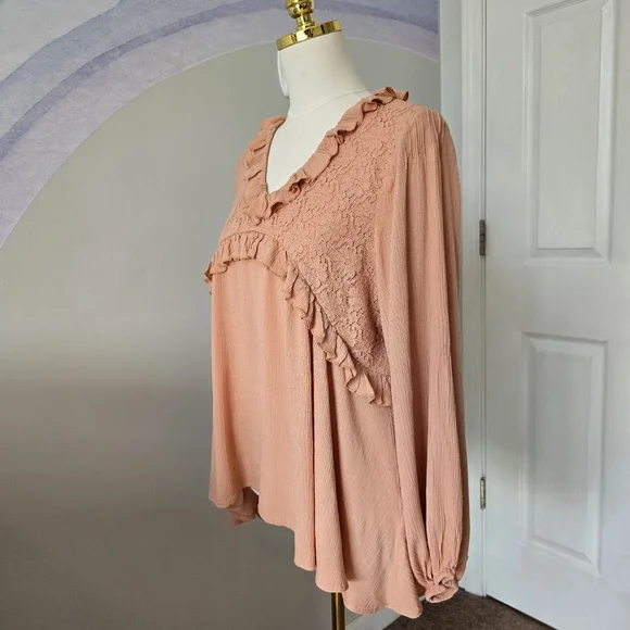 ODDY | Large | Peach Floral Lace Ruffle Babydoll Top - Picture 2 of 9